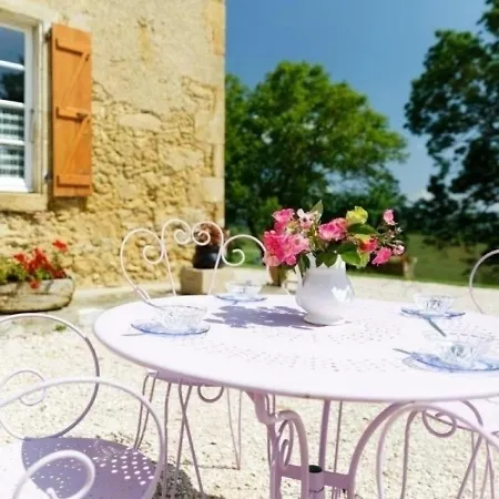 Monlezun, 3 Pieces, 5 Personnes - Fr-1-483-106 Holiday home *